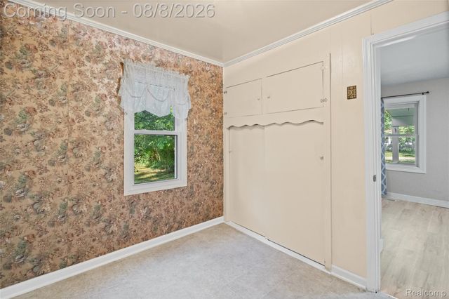 2240 Morrish Street, Burton, MI 48519