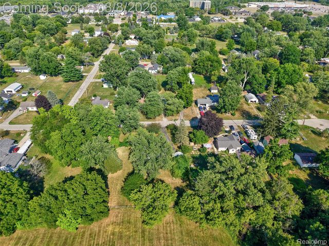 2240 Morrish Street, Burton, MI 48519
