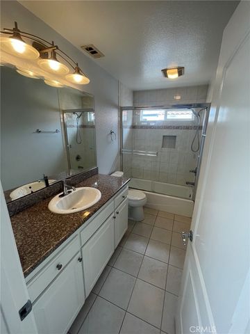 413 N Elena Avenue C, Redondo Beach, CA 90277