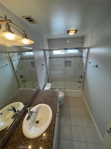 413 N Elena Avenue C, Redondo Beach, CA 90277