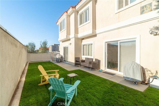 413 N Elena Avenue C, Redondo Beach, CA 90277