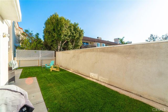 413 N Elena Avenue C, Redondo Beach, CA 90277