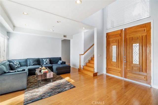 413 N Elena Avenue C, Redondo Beach, CA 90277