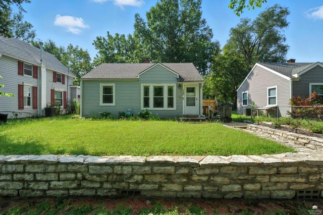 1109 Pierre Street, Manhattan, KS 66502