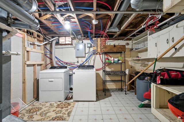 1109 Pierre Street, Manhattan, KS 66502