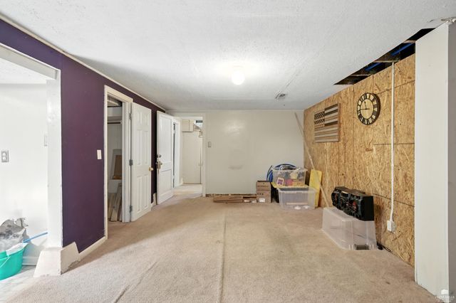 1109 Pierre Street, Manhattan, KS 66502