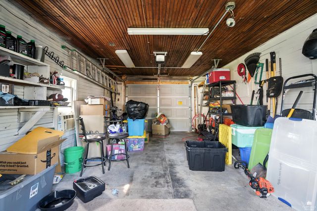 1109 Pierre Street, Manhattan, KS 66502