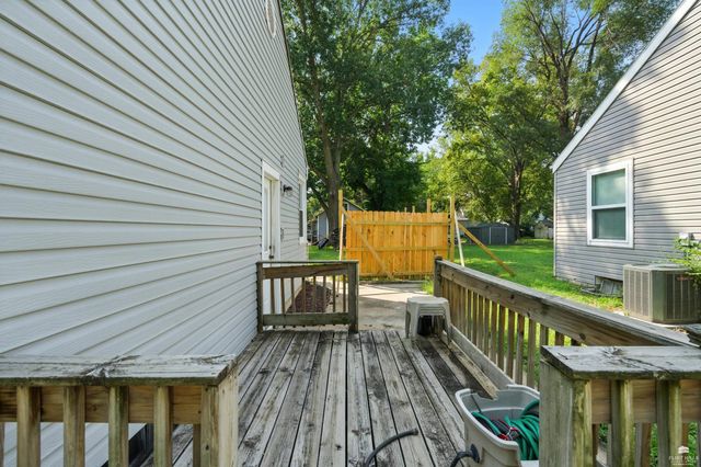 1109 Pierre Street, Manhattan, KS 66502