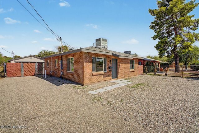 3320 N Tucson Boulevard, Tucson, AZ 85716