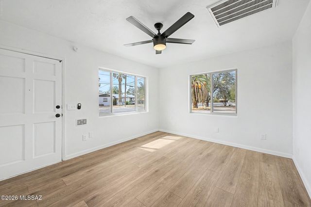 3320 N Tucson Boulevard, Tucson, AZ 85716