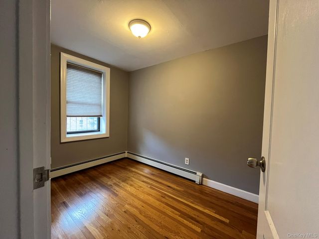 101 Jackson Avenue 2G, Mineola, NY 11501