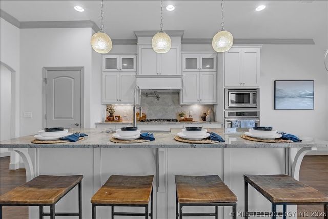 201 W 128th Place S, Jenks, OK 74037