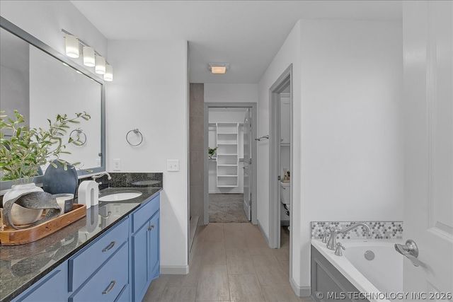 201 W 128th Place S, Jenks, OK 74037