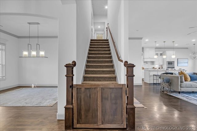 201 W 128th Place S, Jenks, OK 74037