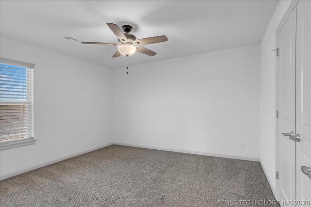 201 W 128th Place S, Jenks, OK 74037