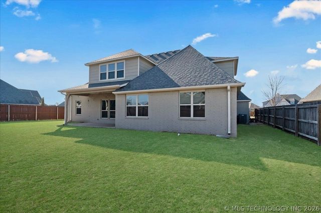 201 W 128th Place S, Jenks, OK 74037