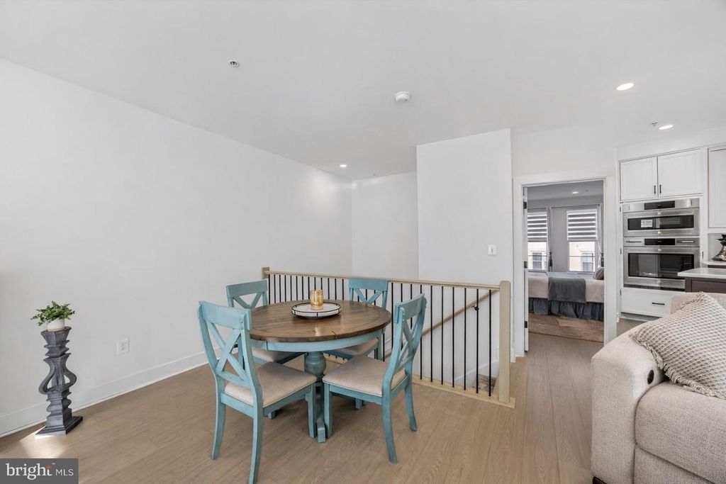 Image 23 of property listing at 14928 SWAT ST #1, Rockville, MD 20850