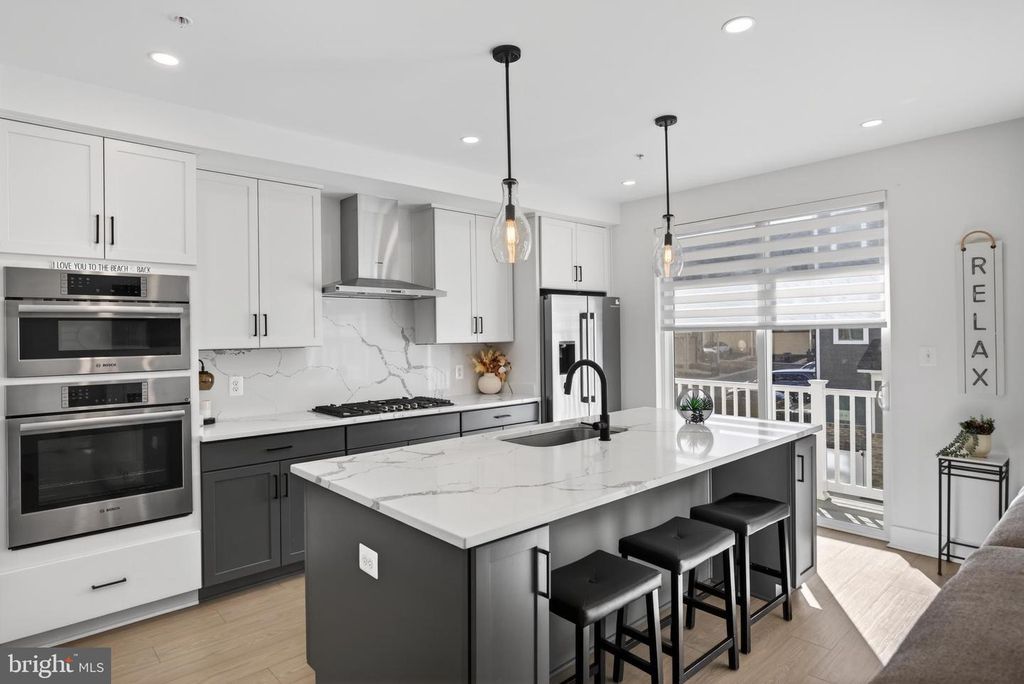 Image 24 of property listing at 14928 SWAT ST #1, Rockville, MD 20850