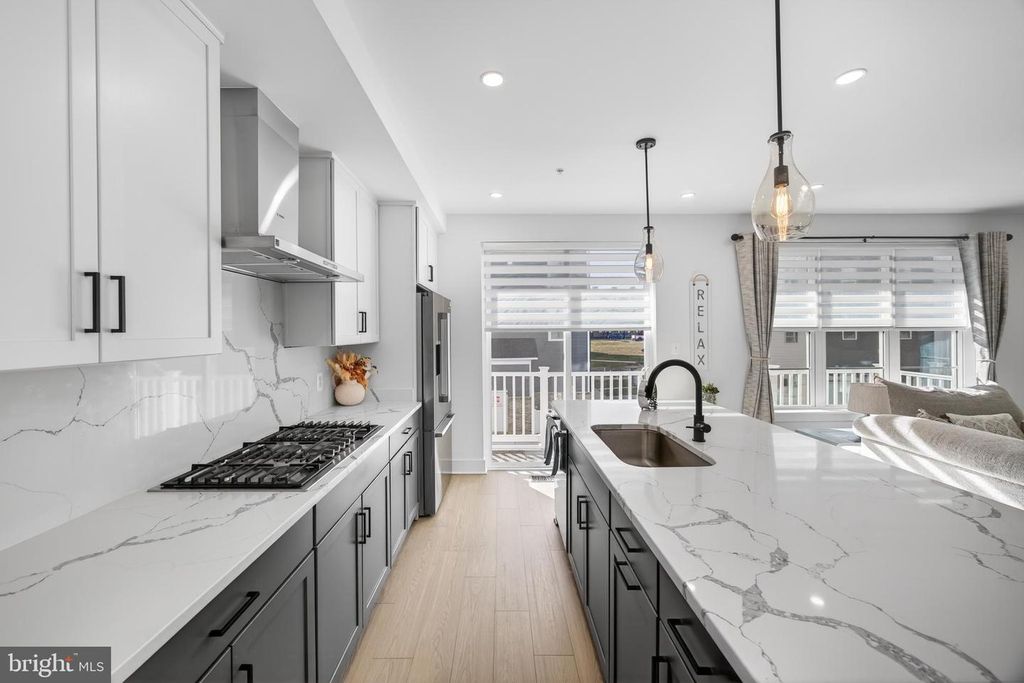 Image 28 of property listing at 14928 SWAT ST #1, Rockville, MD 20850