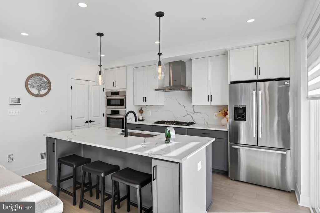 Image 29 of property listing at 14928 SWAT ST #1, Rockville, MD 20850