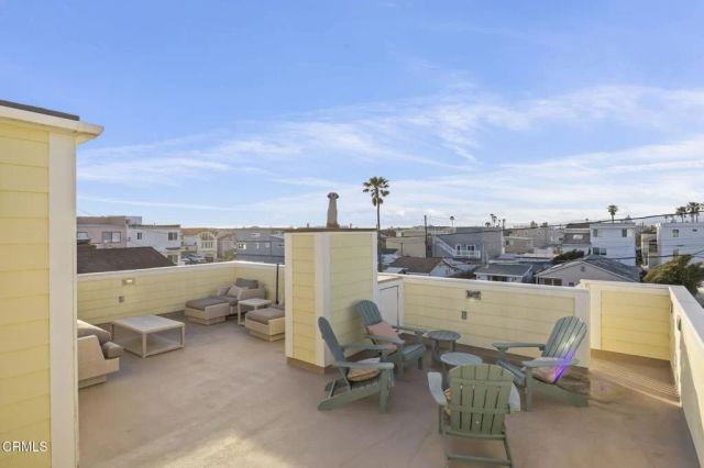 121 Los Angeles Avenue, Oxnard, CA 93035