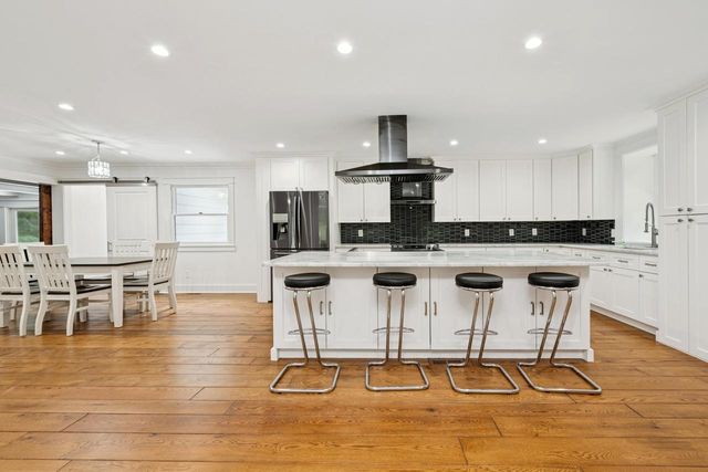 N2781 Wildwood DRIVE, Lake Geneva, WI 53147