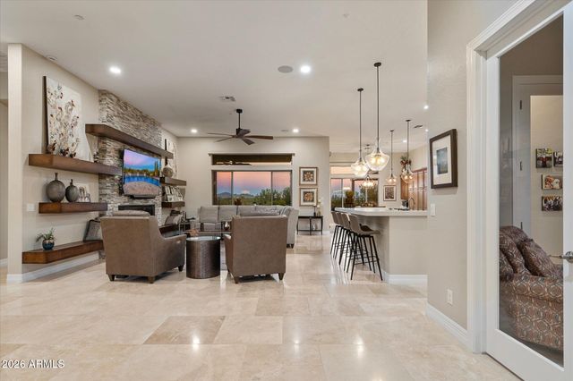 39927 N LONG LANDING Court, Anthem, AZ 85086