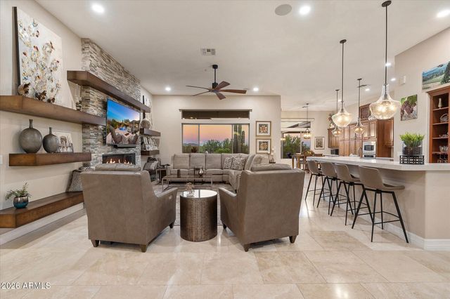 39927 N LONG LANDING Court, Anthem, AZ 85086