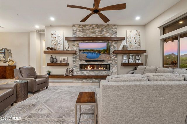 39927 N LONG LANDING Court, Anthem, AZ 85086