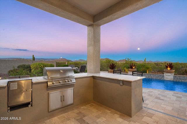 39927 N LONG LANDING Court, Anthem, AZ 85086