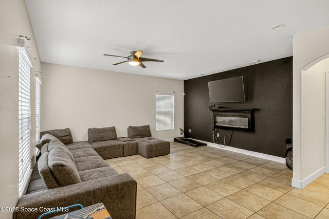 547 Trymore Drive SE, Palm Bay, FL 32909