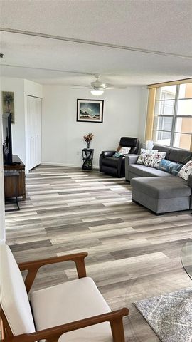 1200 Saint Charles Place 209, Pembroke Pines, FL 33026