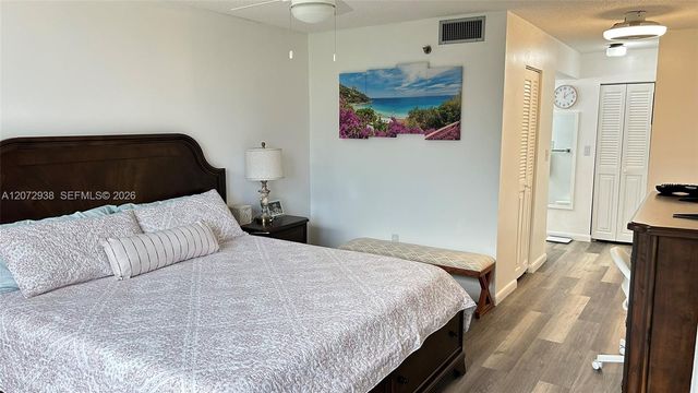 1200 Saint Charles Place 209, Pembroke Pines, FL 33026
