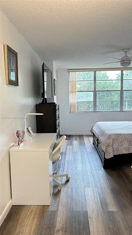 1200 Saint Charles Place 209, Pembroke Pines, FL 33026