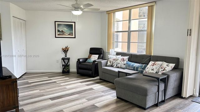 1200 Saint Charles Place 209, Pembroke Pines, FL 33026