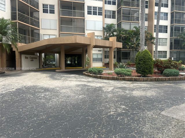 1200 Saint Charles Place 209, Pembroke Pines, FL 33026