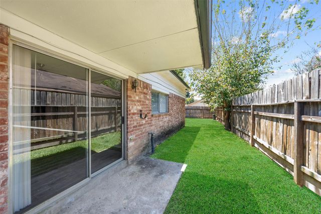1022 Sierra Shadows Drive, Katy, TX 77450