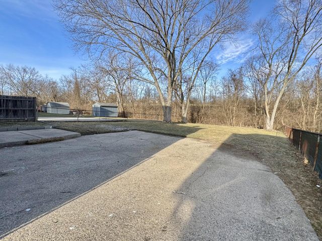 424 Caldwell Drive, Elsmere, KY 41018