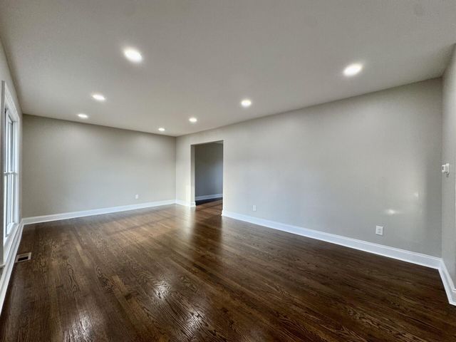 424 Caldwell Drive, Elsmere, KY 41018