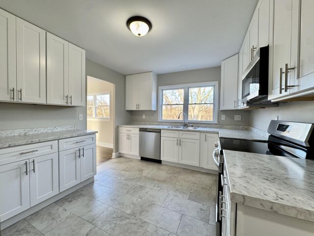 424 Caldwell Drive, Elsmere, KY 41018