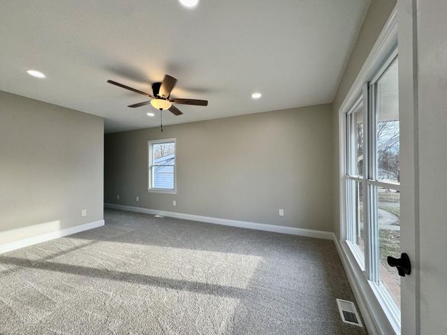 424 Caldwell Drive, Elsmere, KY 41018