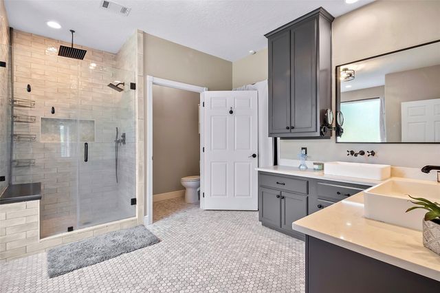 114 Leah Drive, Montgomery, TX 77316