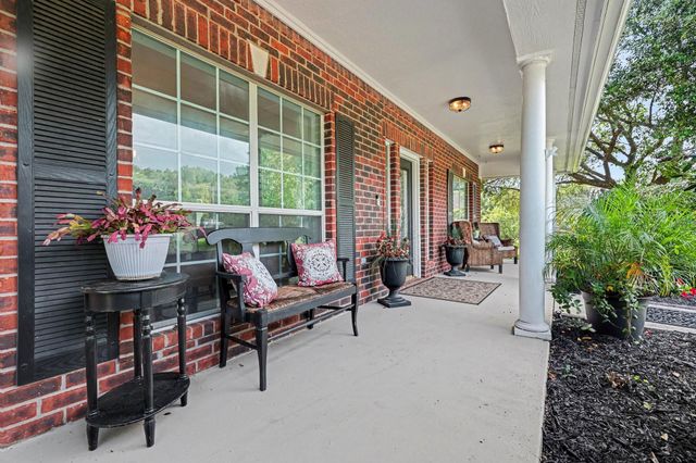 114 Leah Drive, Montgomery, TX 77316