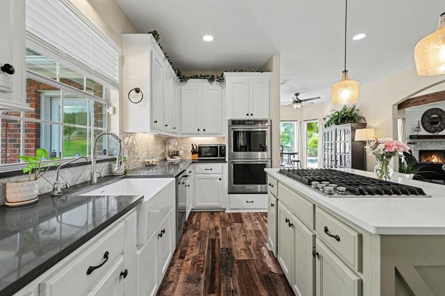 114 Leah Drive, Montgomery, TX 77316