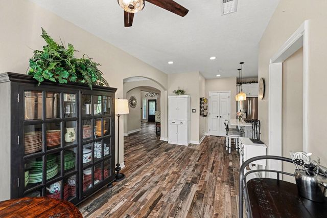 114 Leah Drive, Montgomery, TX 77316