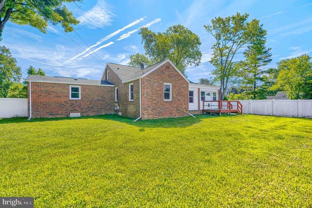 15 MOUNTAIN RD, Fallston, MD 21047