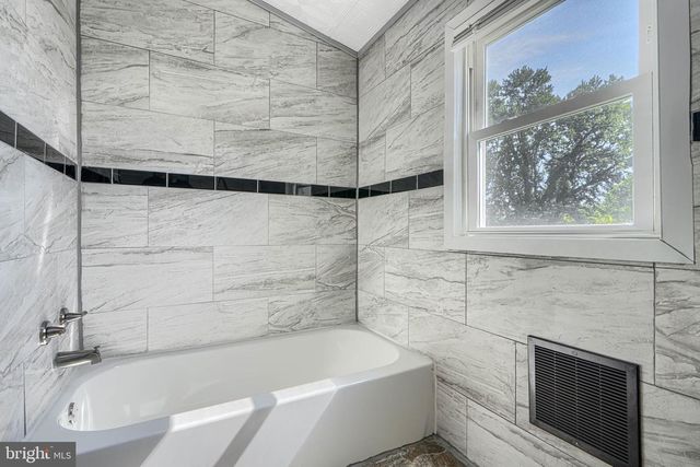 15 MOUNTAIN RD, Fallston, MD 21047