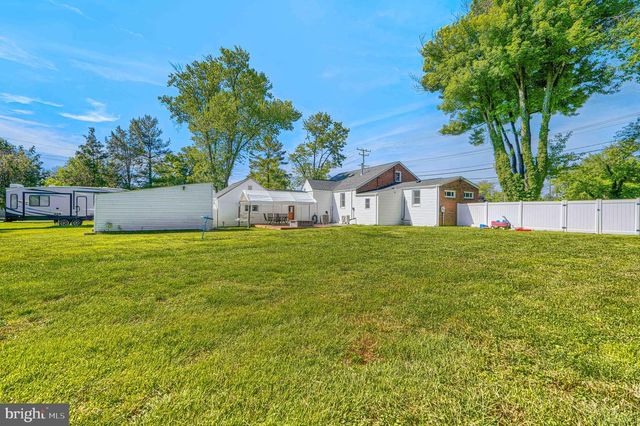 15 MOUNTAIN RD, Fallston, MD 21047
