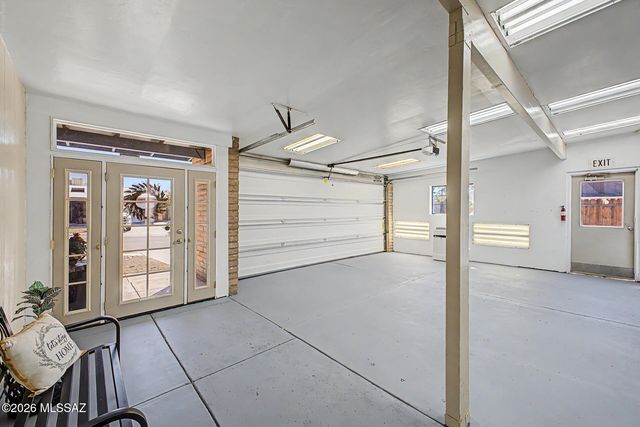 3380 W Blacksill Drive, Tucson, AZ 85741