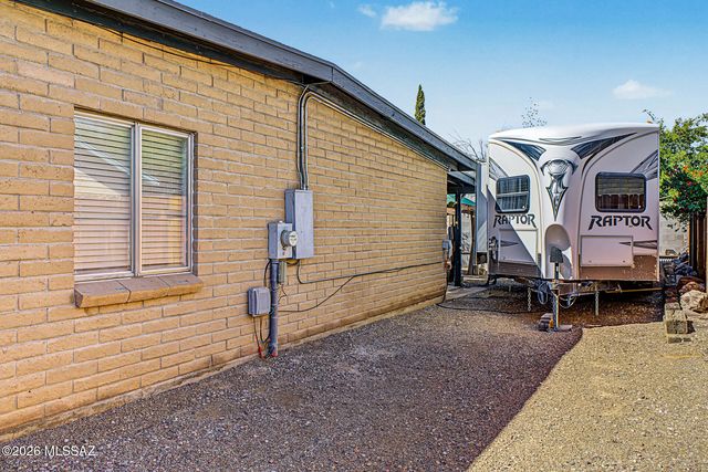 3380 W Blacksill Drive, Tucson, AZ 85741